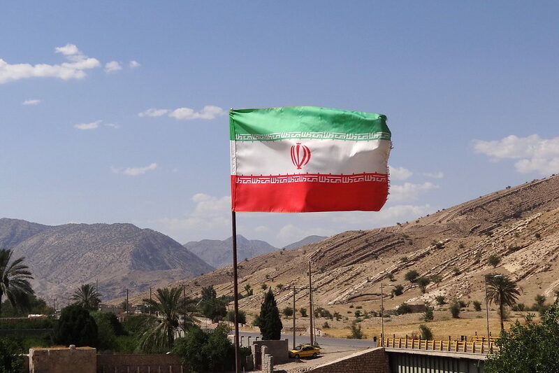 Irańskie rakiety, rosyjski cios w plecy i gwardyjskie spiski