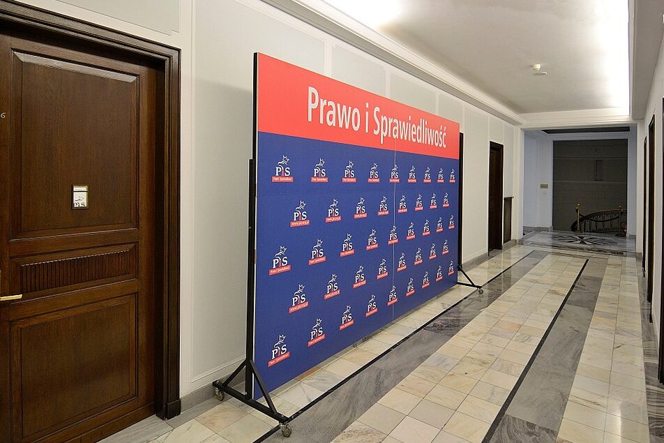 Wybory. Czy PO–PiS właśnie zaczyna się kończyć?