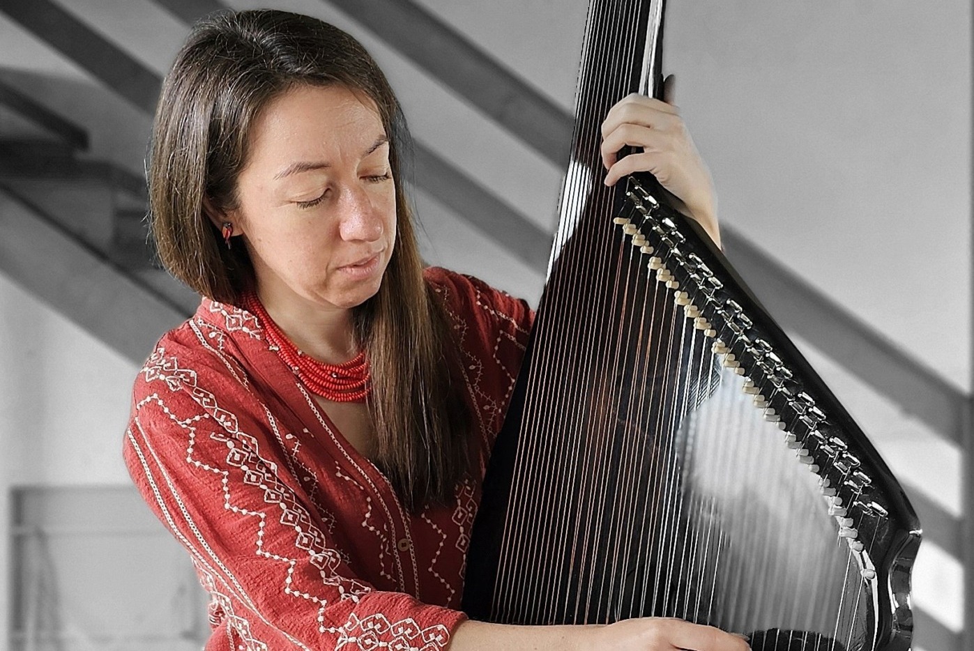 Bandurzystka na linii frontu. Jak muzyka podtrzymuje ukraińską wolę walki