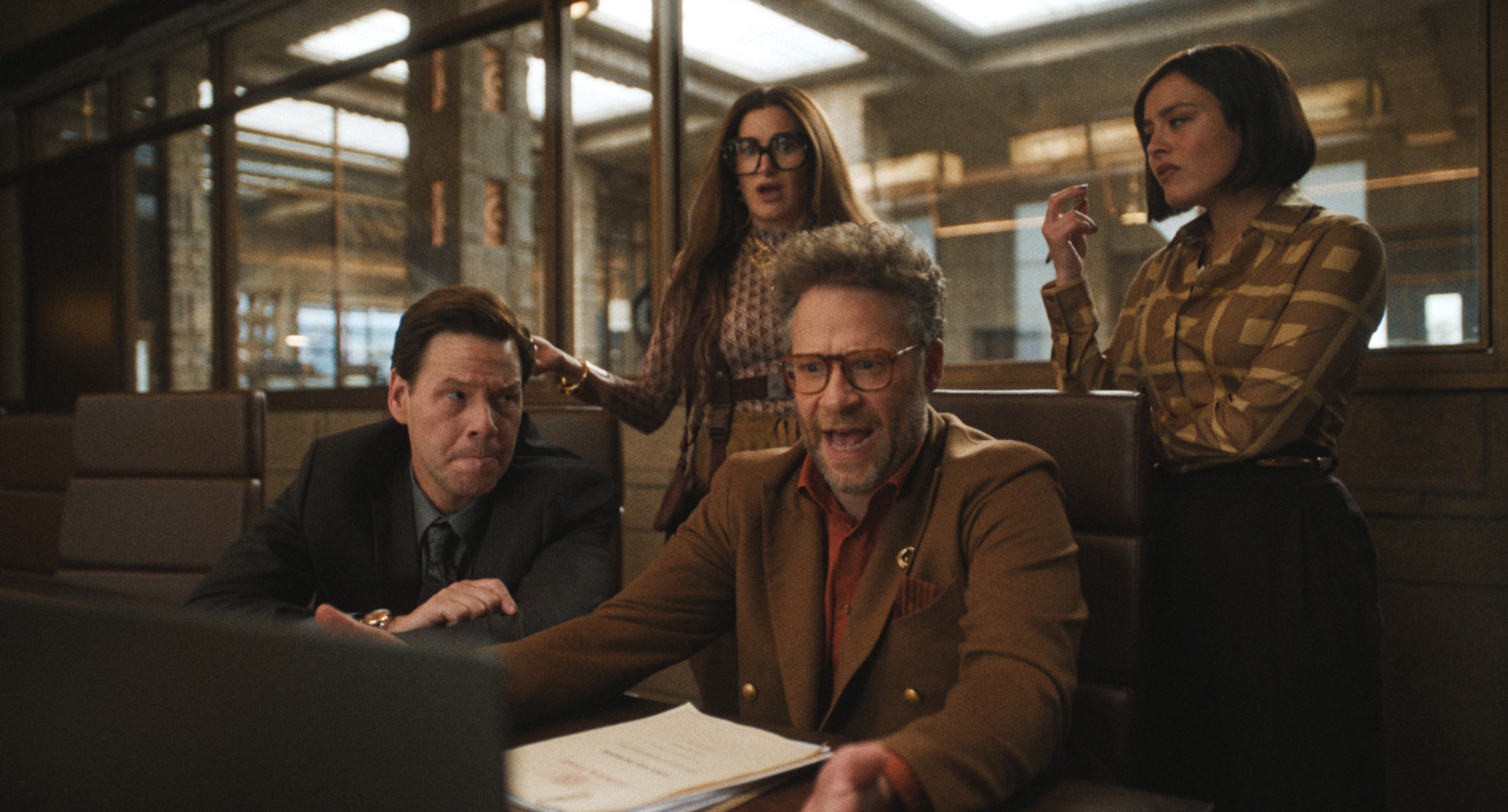 Hollywood w jednym ujęciu. Recenzja serialu „Studio”