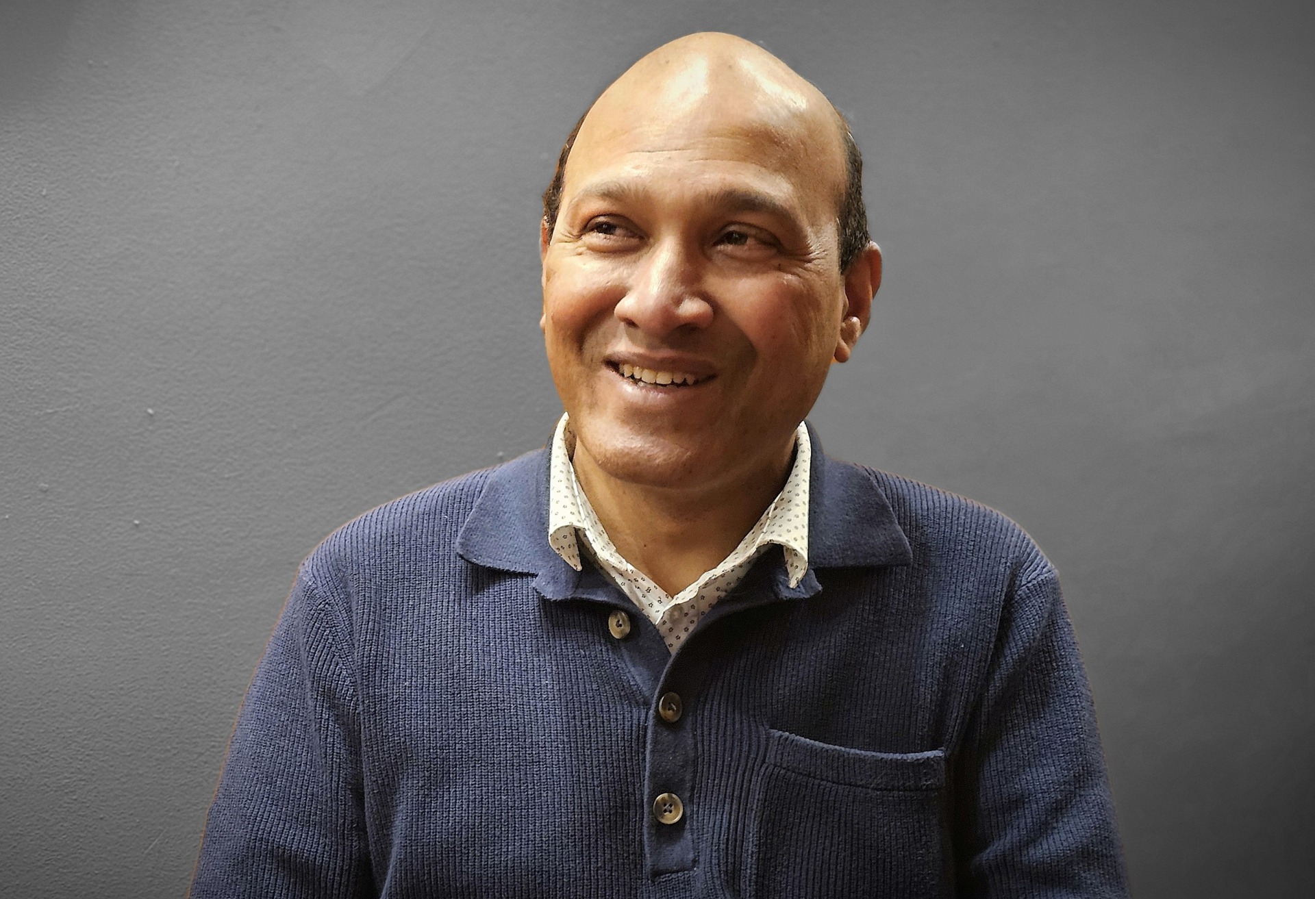 [Uchodźcy, migranci, obywatele] Człowiek, który stworzył małe Indie w Warszawie