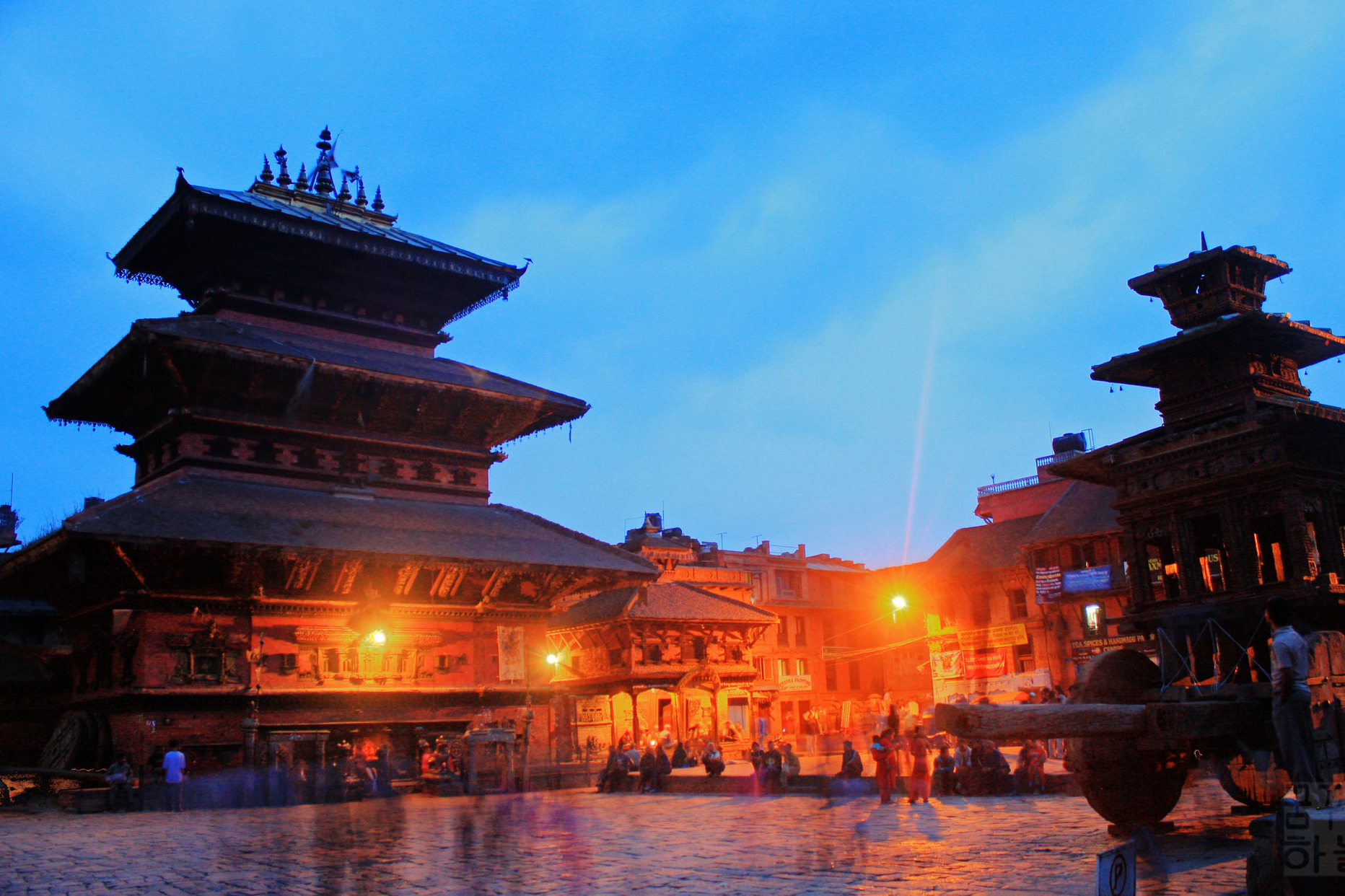 Jak wojnę w Iranie odczuwa zwykła rodzina w Nepalu