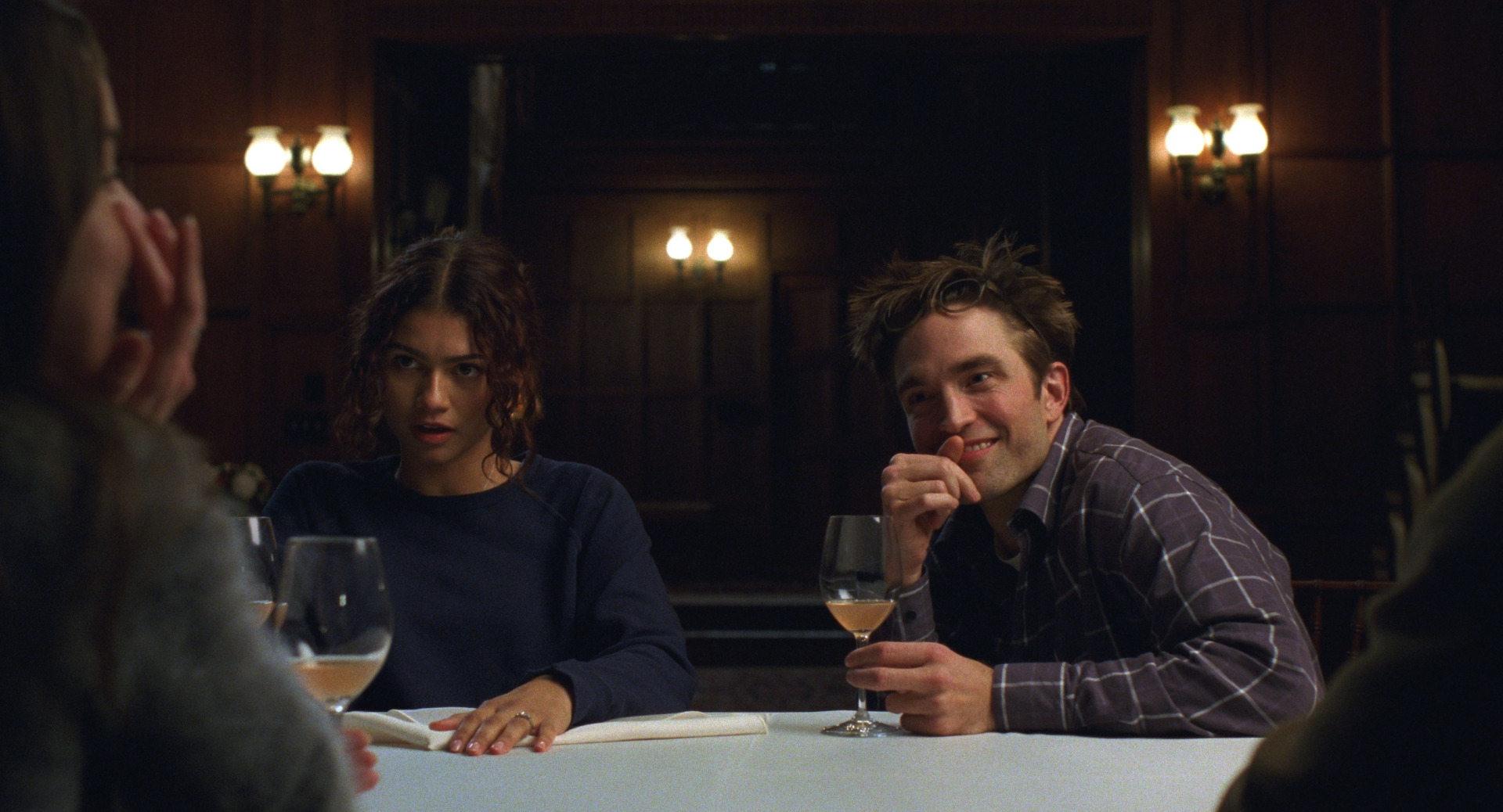 Granice empatii. Recenzja filmu „Drama” w reżyserii Kristoffera Borgliego